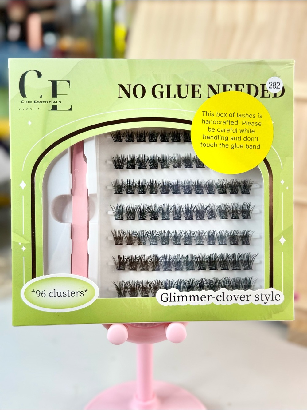 Essentials No Glue Needed Glimmer-Clover Style Cluster Lashes - Black